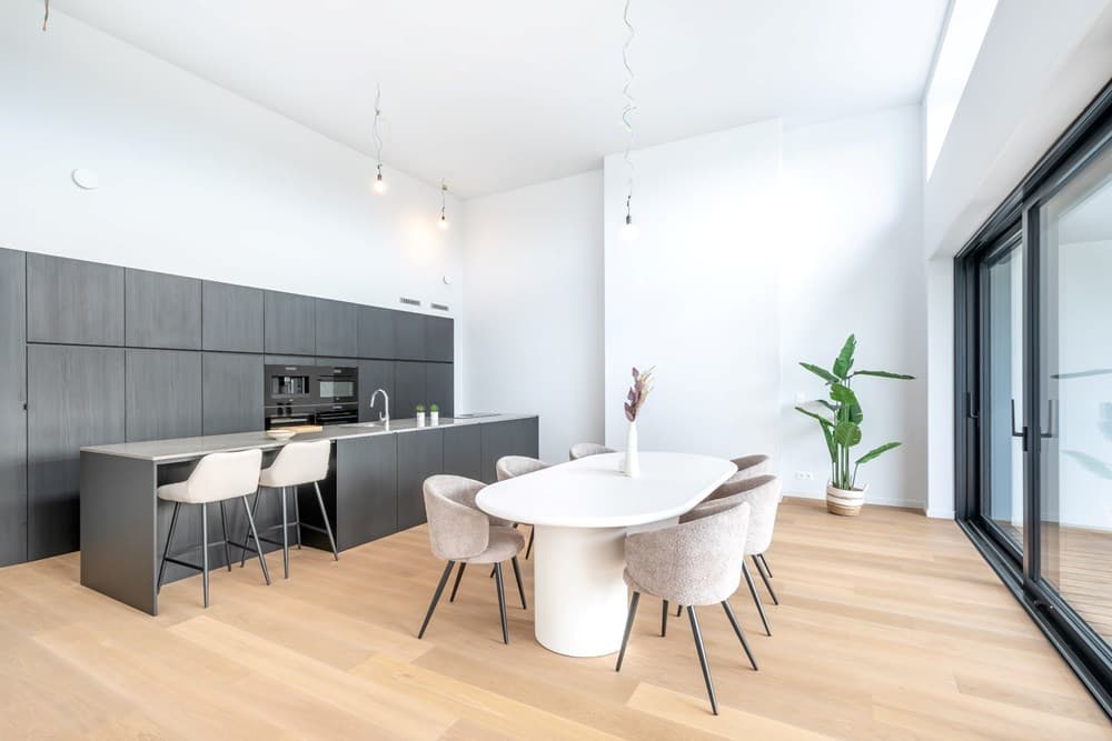 Driekreeften in Leuven — vastgoedstyling door Intrastijl